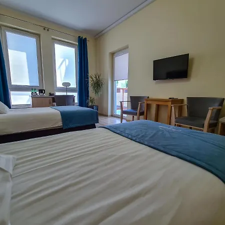 Antoninska & 3* Лешно