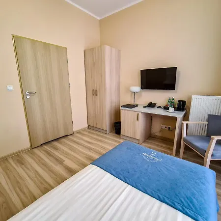 Отель Antoninska & Лешно