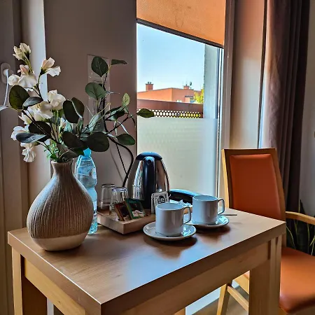 Отель Antoninska & 3*