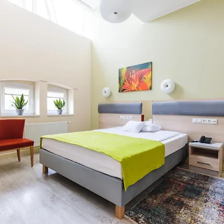 Antoninska & Hotel Leszno (Greater Poland)