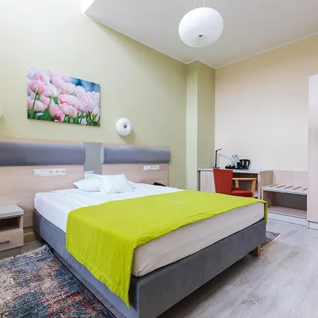 Antoninska & Hotel 3*