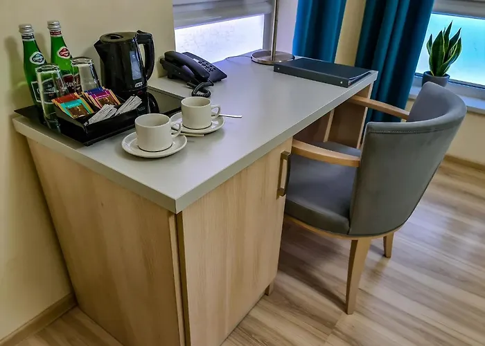 Antoninska & Hotel 3*